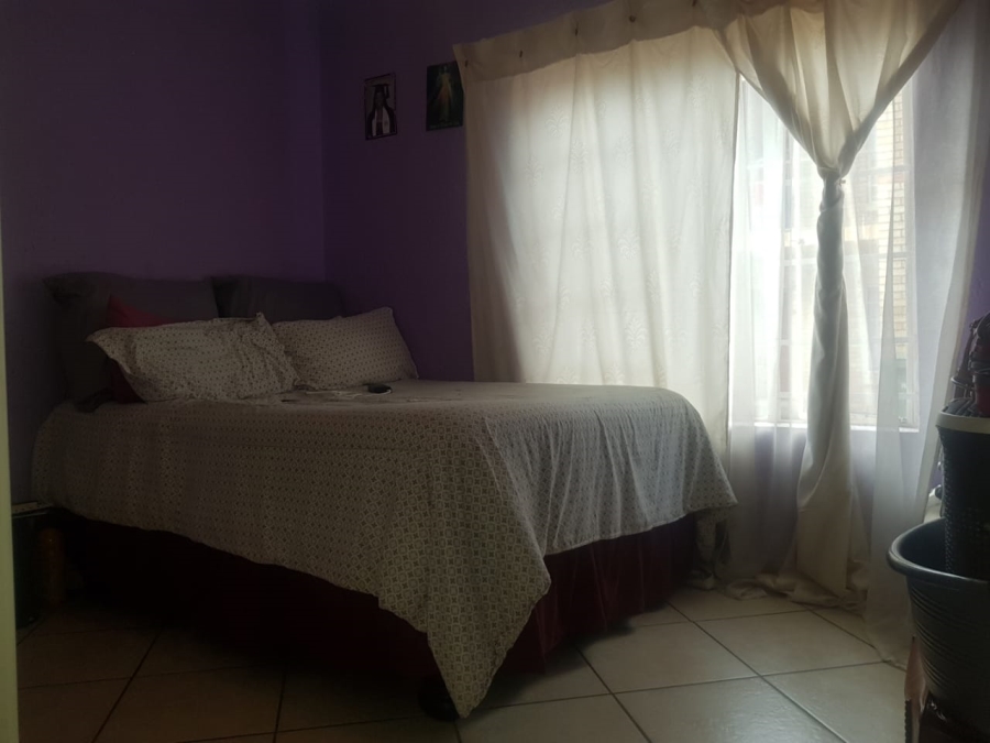2 Bedroom Property for Sale in Waterval East North West